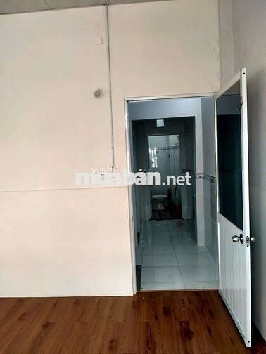 Nhà ngay ngã 5 Vĩnh Lộc Nguyễn Thị Tú DT 4 x 10 trệt lầu giá 1 tỷ 460