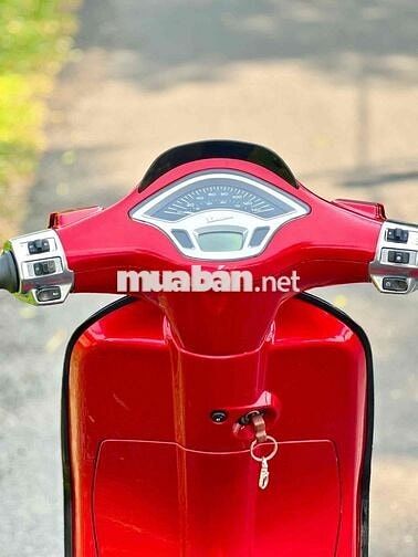 Piaggio Vespa 125cc.Đỏ Cherry Siêu Keng.Máy Zin