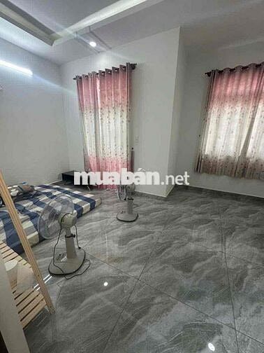 Cho thuê Nhà phố Bà điểm Đường 6m