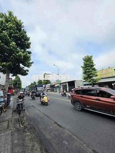 Cho thuê Nhà Mặt Tiền Lê Thị Hà Hóc Môn