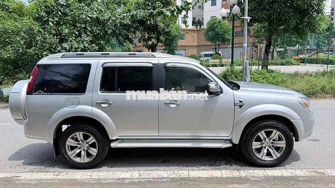 Ford Everest 2010 Tự động Bạc Da