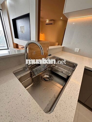 CHO THUÊ CĂN HỘ 2PN CC AURORA Q8 CÓ RÈM GIÀN PHƠI MÁY LẠNH GIÁ 9TR 