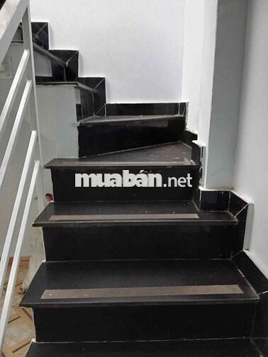 Nhà cho thuê giá 8 triệu 165m 1tret 1 lầu 3phong