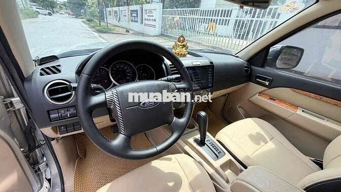 Ford Everest 2010 Tự động Bạc Da