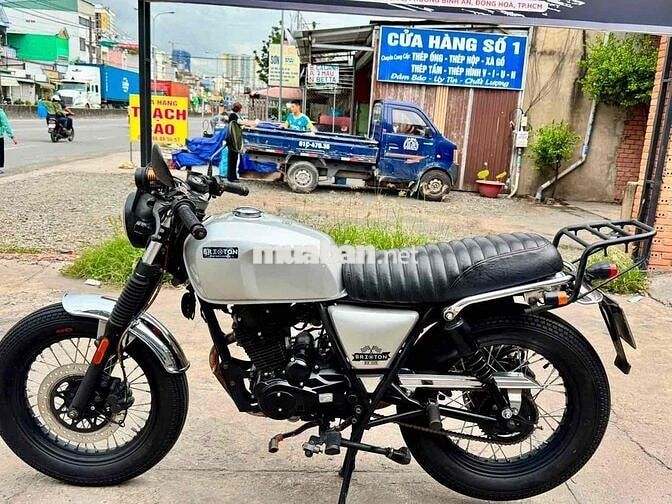 Brixton BX 150 Bạc