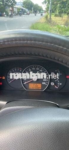 Kia Carens 2011 Xám 7 chỗ nhập khẩu