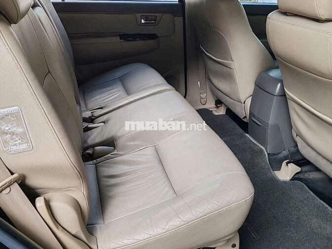 TOYOTA HÀ ĐÔNG bán Fortuner 2.7V 2013 Tự động 1cầu