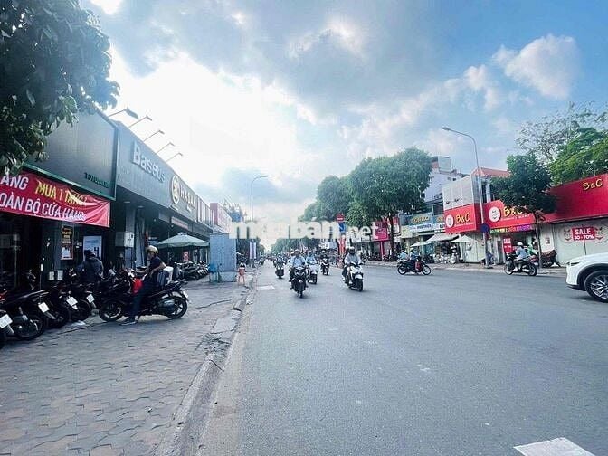 CHO THUÊ NHÀ MẶT TIỀN QUANG TRUNG P10 GÒ VẤP NGAY NGÃ 5