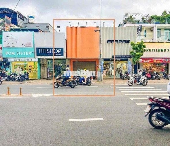 CHO THUÊ NHÀ MẶT TIỀN QUANG TRUNG P10 GÒ VẤP NGAY NGÃ 5