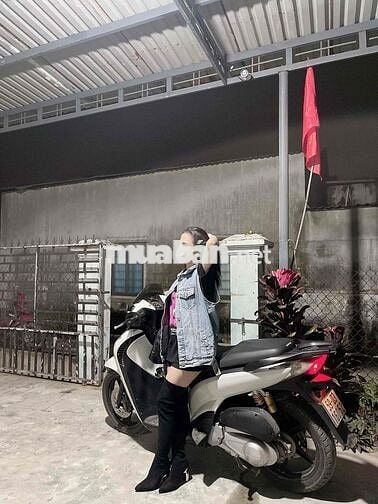 Honda SH Ý 150i Trắng