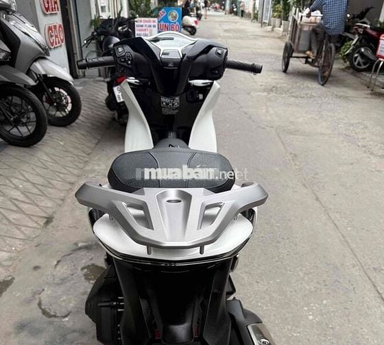 Honda SH160i ABS 2025 Trắng đen 5023 km