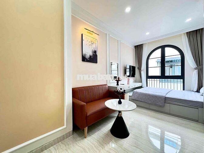 KHAI TRƯƠNG STUDIO BANCOL CỬA SỔ NỘI THẤT BÓC SEAL - LÊ VĂN SỸ QUẬN 3
