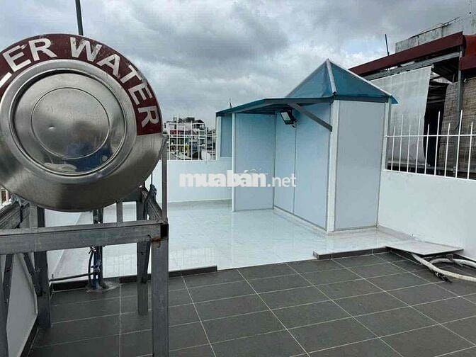 CẦN CHO THUÊ NHÀ NGAY MẶT TIỀN KD XE HOI 2 LẦU ST