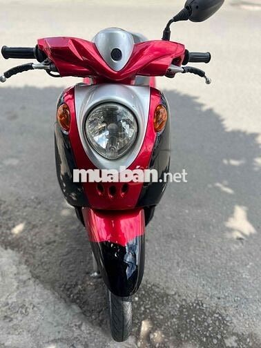 Yamaha Classico Đỏ, Trắng, Đen