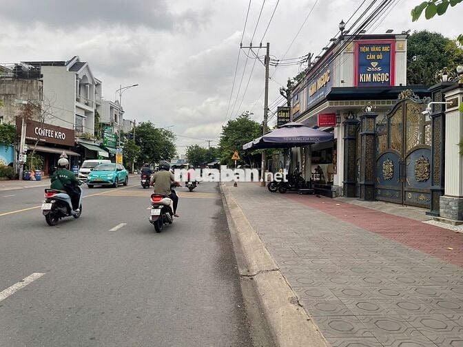 Cho thuê MB Kinh doanh TL 43, 5 x35m, giá 10tr, Bình chiểu