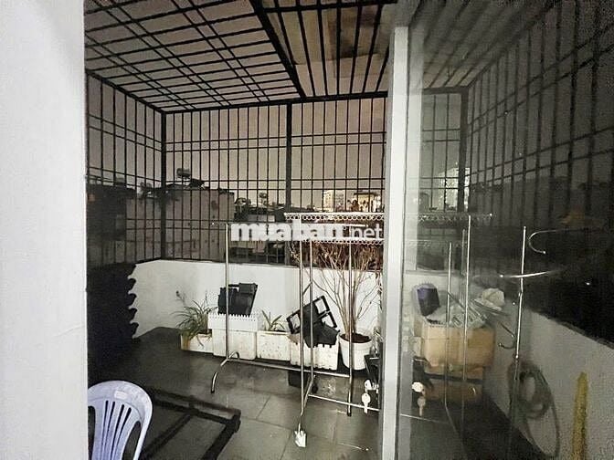 CHO THUÊ NGUYÊN TẦNG 2 BAN CÔNG TRƯỚC SAU - TÁCH BẾP - FULL NT - 60M2