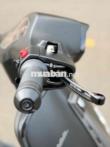 Vừa đập mới tại hãng VESPA bản S 2.000km