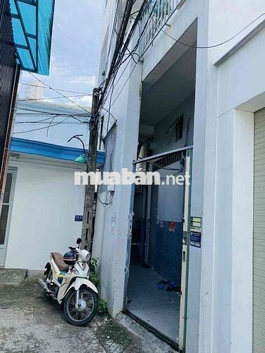 Hiện tại: 9 phòng trọ (trệt + 2 lầu). 9 phòng full thuê cố định trên 3