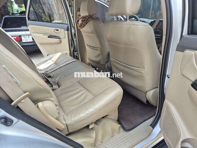 Toyota Fortuner 2013 Số tự động Bạc. xe bao zin