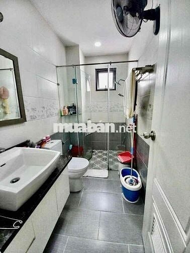 CHO THUÊ NHÀ KHU DÂN CƯ KIỀU ĐÀM - SÁT LOTE ,HIM LAM -P TÂN HƯNG Q7