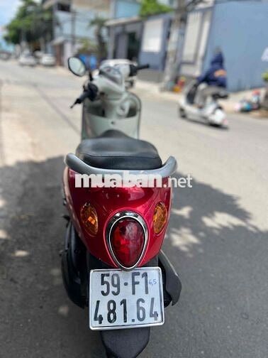 Yamaha Classico Đỏ, Trắng, Đen