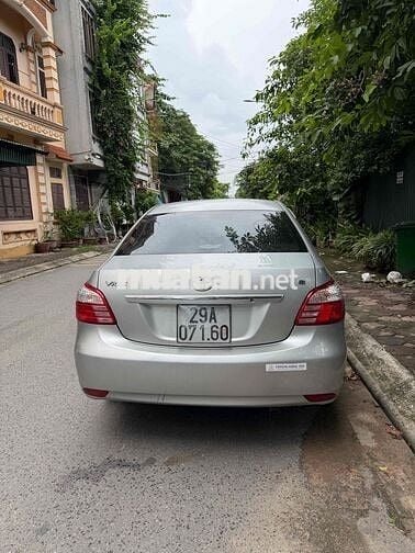 Toyota Vios E 2011 Số sàn Bạc 12 vạn