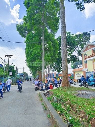 đất thổ cư giá tốt sát chợ bình lộc