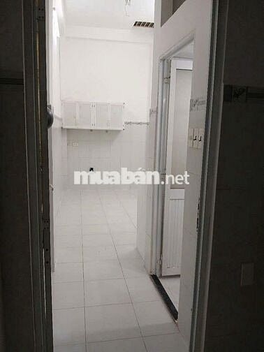 Nhà Trệt 3 Lầu, 5PN 5WC – Giá Cực Tốt Tại Quận 10