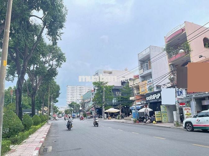 Mặt Tiền Bình Phú - Đối Diện Siêu Thị Mega Market.
