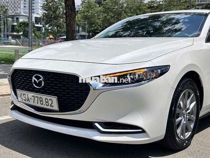 Mazda 3 1.5L Luxury 2025 Trắng 8.000km