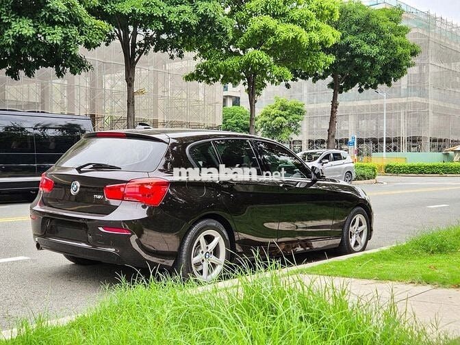 BMW 118i Vin 2018, Đăng ký 2020 chỉ 33.000 Miles