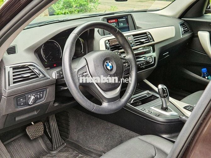 BMW 118i Vin 2018, Đăng ký 2020 chỉ 33.000 Miles