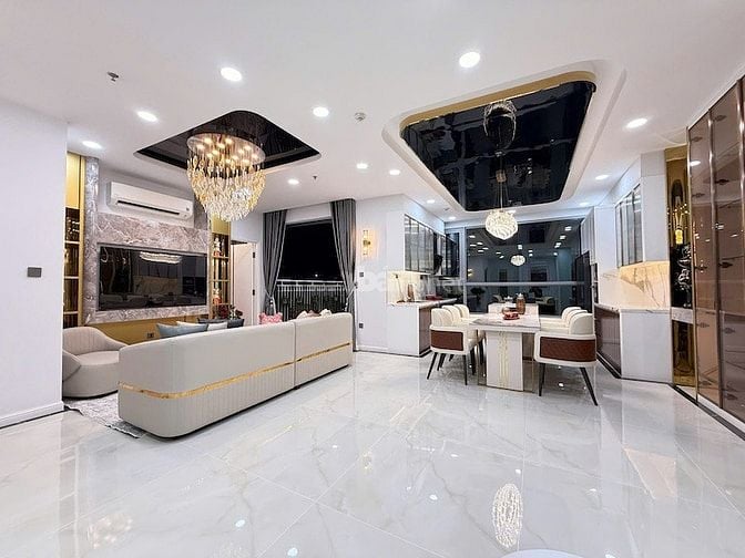 Bán penthouse Vinhomes Central Park tòa C2 căn góc 3PN, 150m2