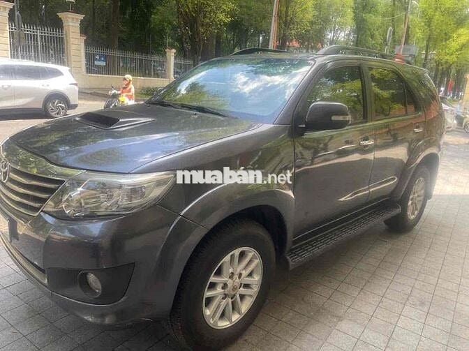 Toyota Fortuner G 2014 Dầu Xám Mt đẹp vô đối