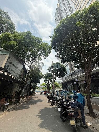 Cho Thuê Căn Góc 2 Mặt Tiền Phổ Quang, Y HÌnh, Giá tốt