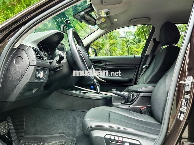 BMW 118i Vin 2018, Đăng ký 2020 chỉ 33.000 Miles