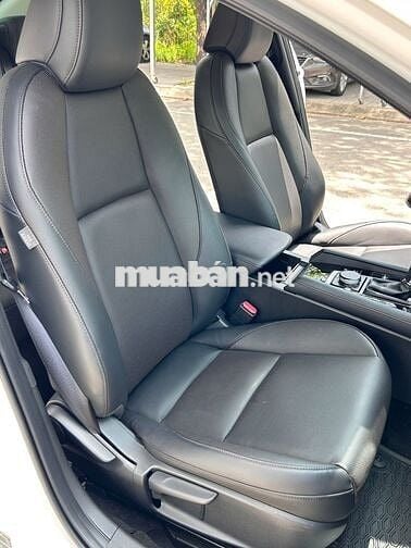 Mazda 3 1.5L Luxury 2025 Trắng 8.000km