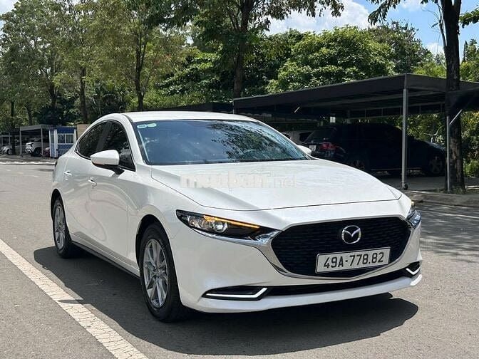 Mazda 3 1.5L Luxury 2025 Trắng 8.000km