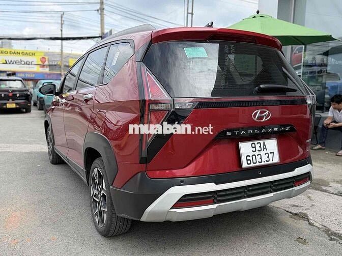Hyundai Stargazer X Cao cấp 2025 Đỏ 16.000km