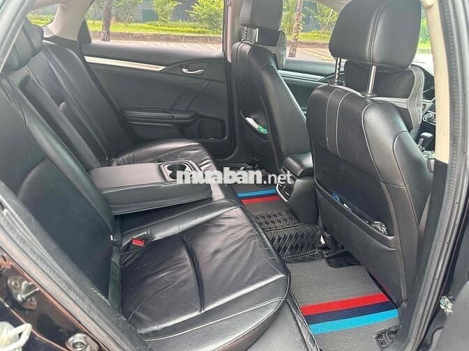 Honda Civic 1.5l Vtec Turbo 2016 Nhập khẩu Đen