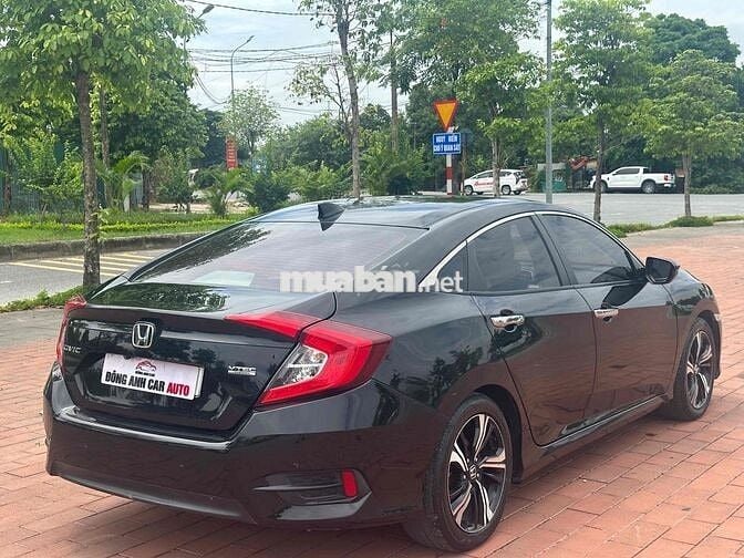 Honda Civic 1.5l Vtec Turbo 2016 Nhập khẩu Đen