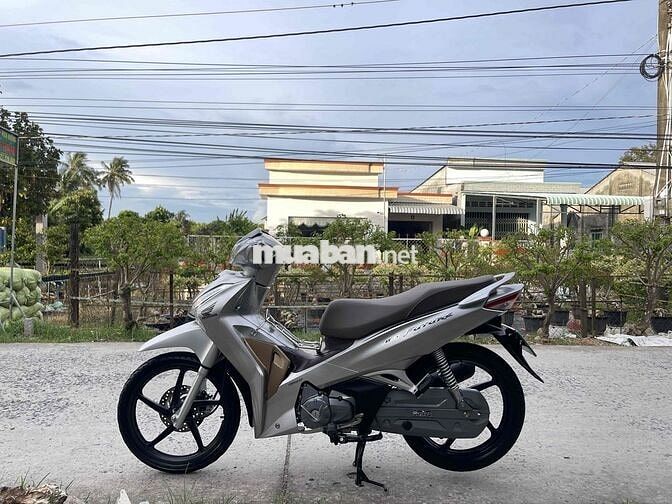 Honda Future 2021 Bạc Hàng Bỏ Mẫu