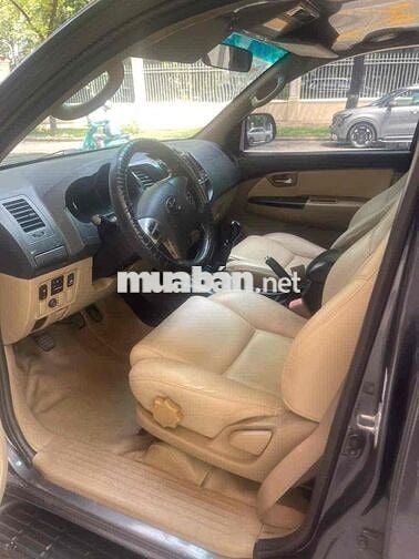 Toyota Fortuner G 2014 Dầu Xám Mt đẹp vô đối