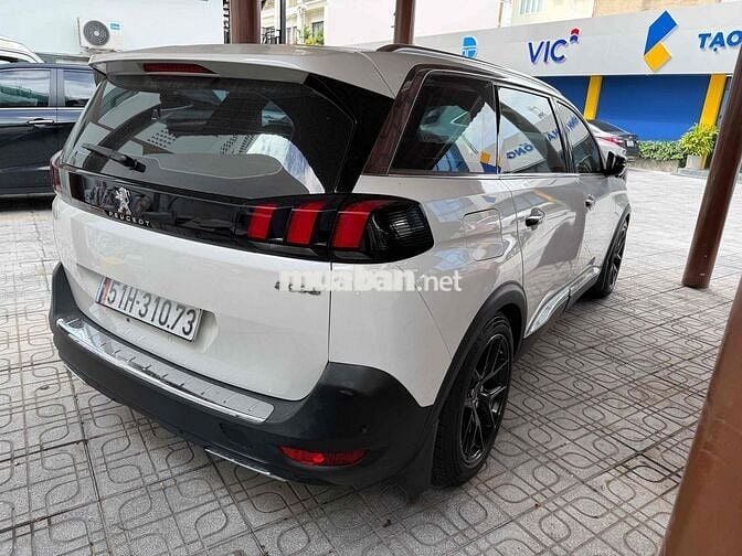 Peugeot 5008 Full Trắng 7 chỗ chạy 61 ngàn