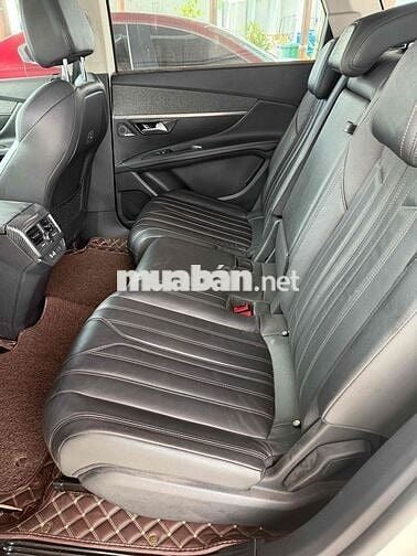 Peugeot 5008 Full Trắng 7 chỗ chạy 61 ngàn
