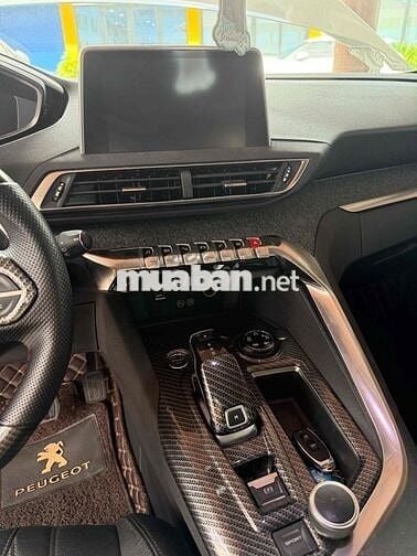 Peugeot 5008 Full Trắng 7 chỗ chạy 61 ngàn