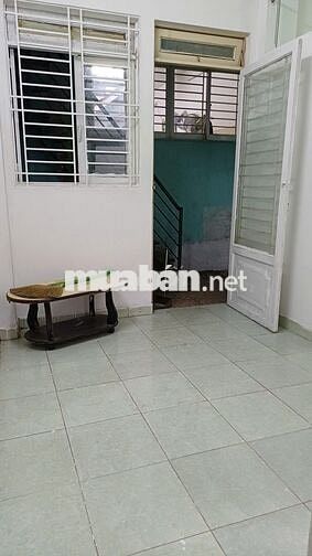 Phòng trọ có gác, sạch sẽ, mát mẻ, yên tĩnh, an ninh...