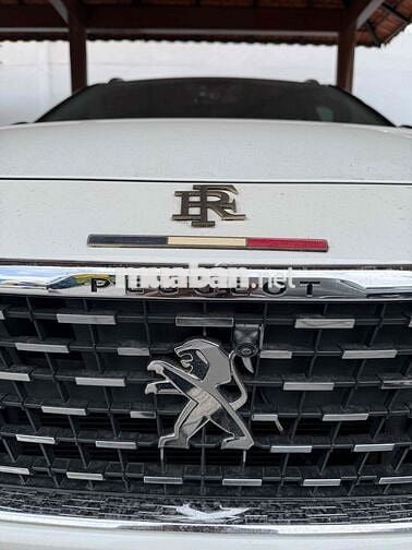 Peugeot 5008 Full Trắng 7 chỗ chạy 61 ngàn