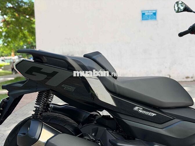 BMW C400GT Triple Black 2024 Đen 372 miles
