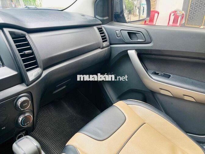 Ford Ranger 2021 Xám 120000 km